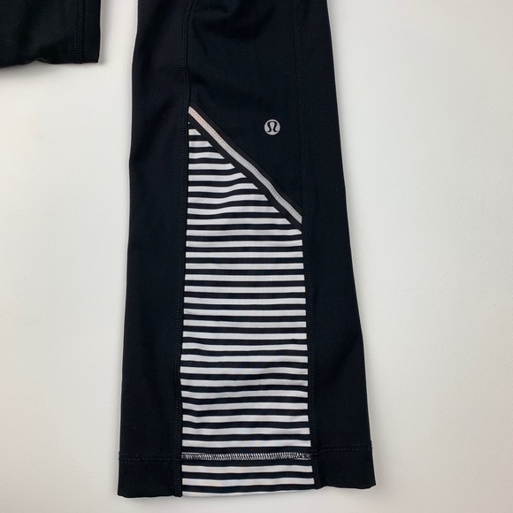 🎉SOLD🎉Lululemon Size 6 Run Ice Queen Yoga Pants - Picture 5 of 8